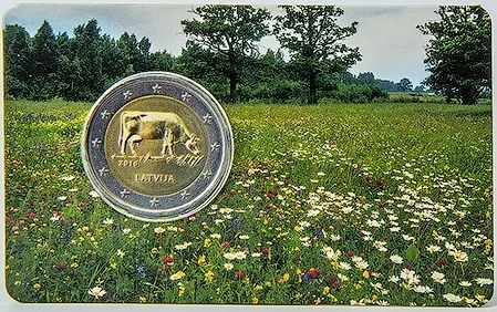 Ausgabetermin der lettischen 2-Euro-Gedenkmünze „Lettische Braune – Milchwirtschaft in Lettland“ bekanntgegeben